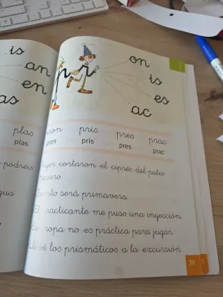 Letrilandia Libro de lectura 2 edelvives.