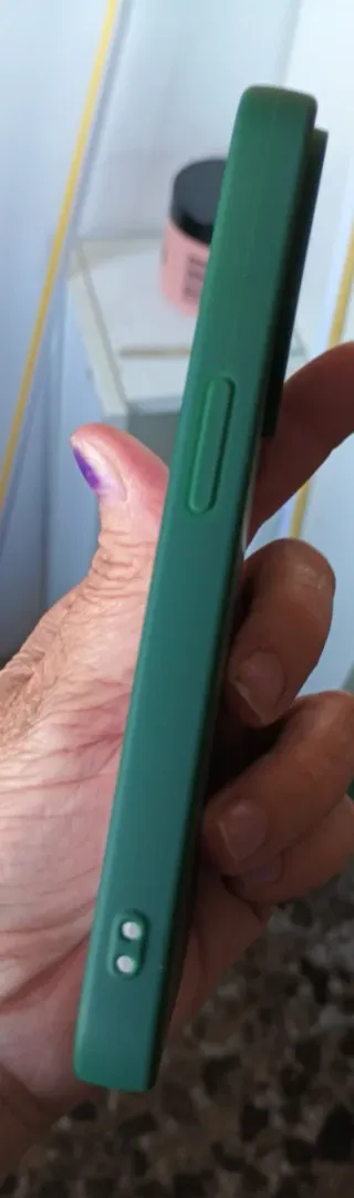 Funda iPhone 15 Pro Verde Nueva