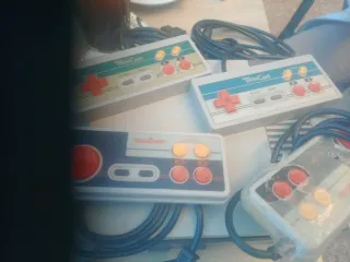 Videoconsola Vintage Gris y Blanca