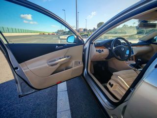 Volkswagen Passat 140CV  2.0 MUY BUEN ESTADO