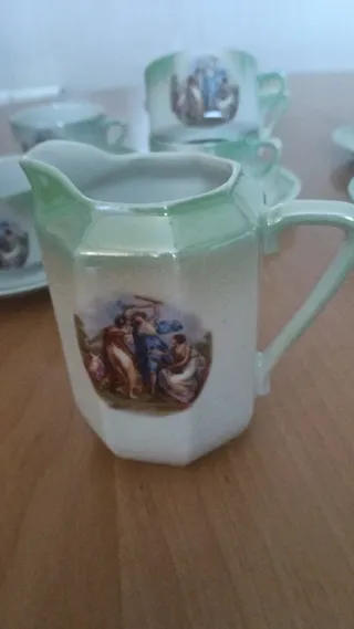 Set da caffè/tè in porcellana verde e bianca