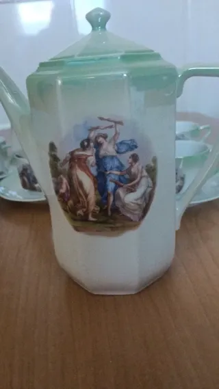 Set da caffè/tè in porcellana verde e bianca