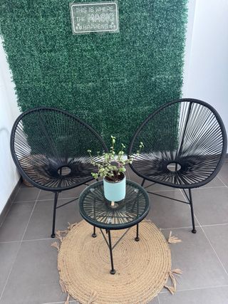 Conjunto mesa y 2 sillas Acapulco negro