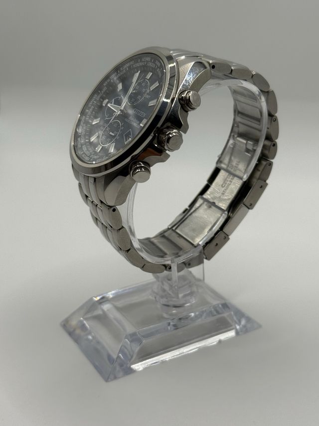 Citizen eco drive radiocontrolado AT8200-87L