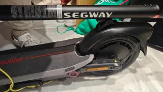 Patinete Eléctrico Segway Ninebot E3 400W Plegable