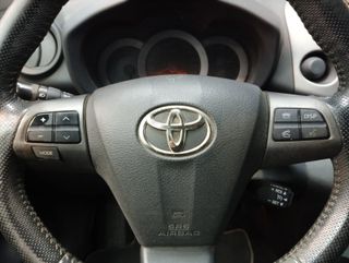 Toyota Rav4 2.2 D-4D Advance 4x2