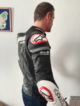Chaqueta de cuero para moto Alpinestars.Tech-air.