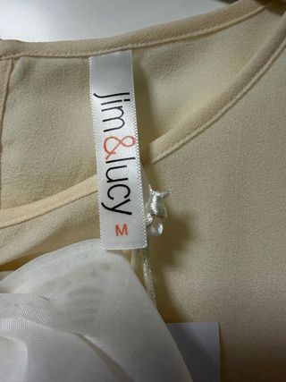 Blusa Beige y Blanca Talla M