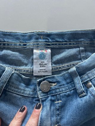 Pantalón corto vaquero azul talla 12 años