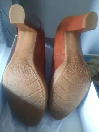 Zapatos salón piel Desireé T40 amplios