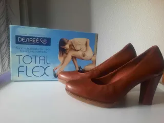 Zapatos salón piel Desireé T40 amplios