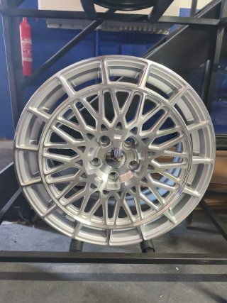 Llantas tipo Vossen LC3