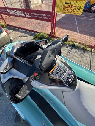 Moto de agua Sea-Doo Wake Pro 230 (2023)