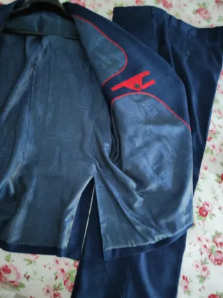 Traje de hombre talla 52 azulón