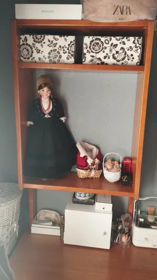 Mesa estudio y estantería pino