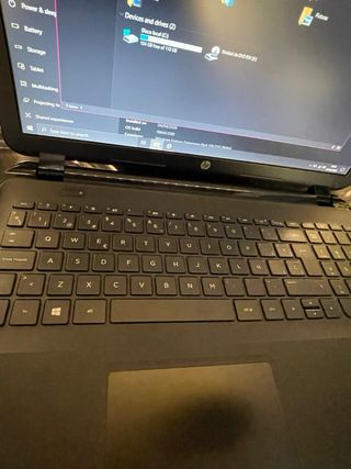 HP 250 Laptop - Negro