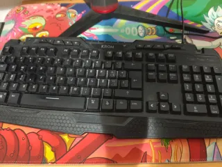 Teclado Gaming Krom RGB