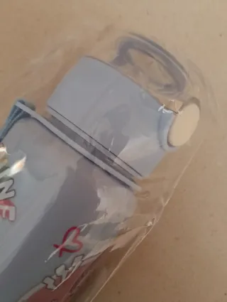 Botella agua Huntrix Kpop Demon Hunters azul