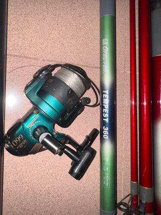 Lote Cañas de Pescar y Accesorios