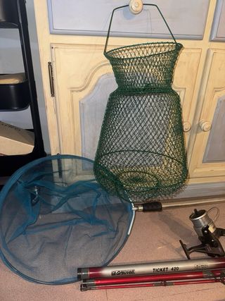 Lote Cañas de Pescar y Accesorios