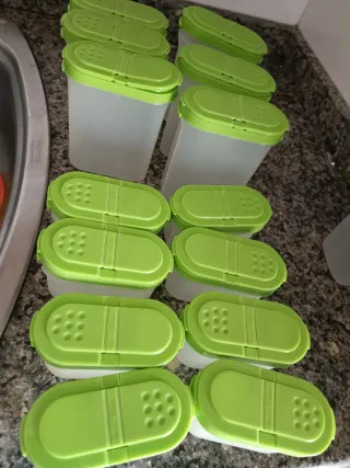 Set di contenitori per spezie Tupperware