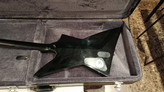 Guitarra Eléctrica LTD EX-400