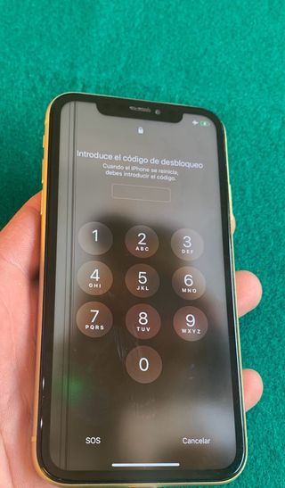 iPhone XR Amarillo - PIEZAS