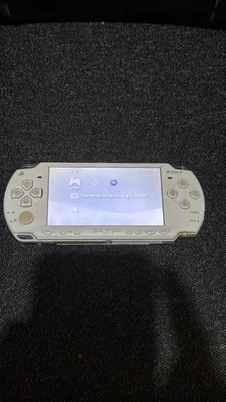 Lote PSP Street y PSP 2004 (Negra y Blanca)