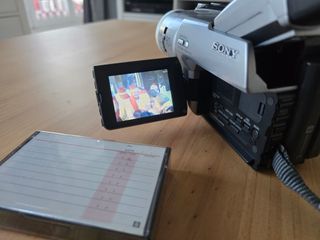 Videocámara Sony Digital8 TRV110E