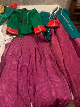 Trajes fila magenta talla 38-40-42-12 a 15 años