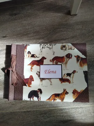 Álbum personalizado "Elena" para fotos y recuerdos