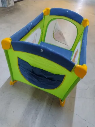 Cuna de viaje infantil