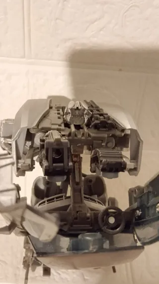 Action figure Transformers Sideswipe in metallo