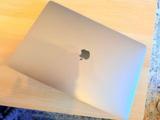 MacBook Pro 16 i9 1TB SSD 16GB RAM