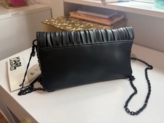 Bolso Karl Lagerfeld Negro Plegado