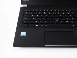 TOSHIBA ORDENADOR PORTÁTIL LAPTOP i7 SSD