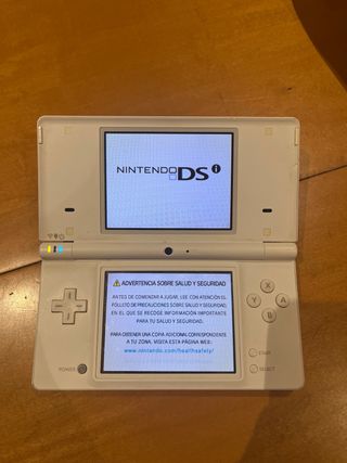 Nintendo DSi Edición Especial Pokémon Blanco