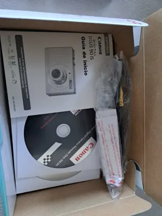 Cámara Digital Canon IXUS 90 IS Plata