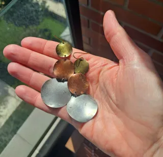 Conjunto collar y pendientes latón multicolor