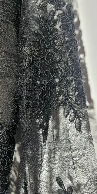 Lotto 2 Top Donna in pizzo (Kate + Relish) - Tagli