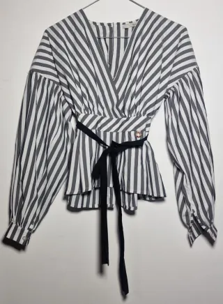 Lotto 2 Top Donna in pizzo (Kate + Relish) - Tagli