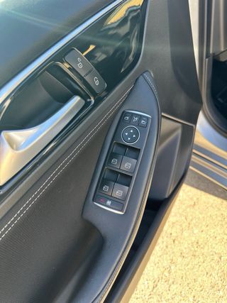 Infiniti Q30 2016
