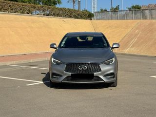 Infiniti Q30 2016