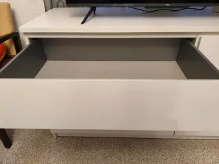 Cómoda JYSK 6 cajones grande