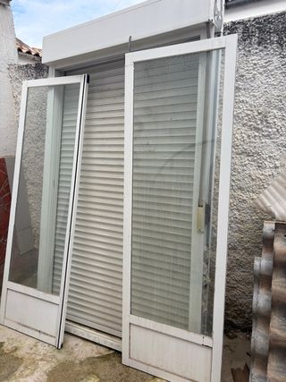 Ventanas de aluminio con persiana