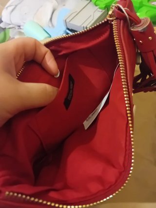 Bolso de mano Sfera granate con etiqueta