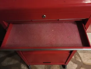 Caja de herramientas roja