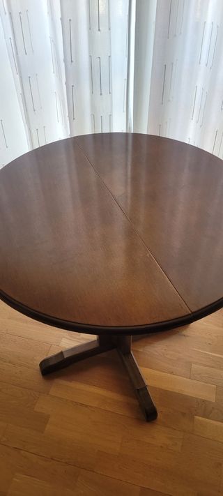 Mesa de roble extensible