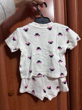Conjunto bebé niña estampado Minnie