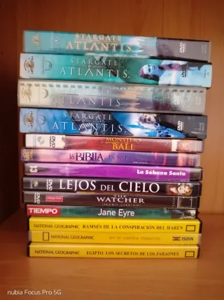 Libros, Películas VHS, dvd.